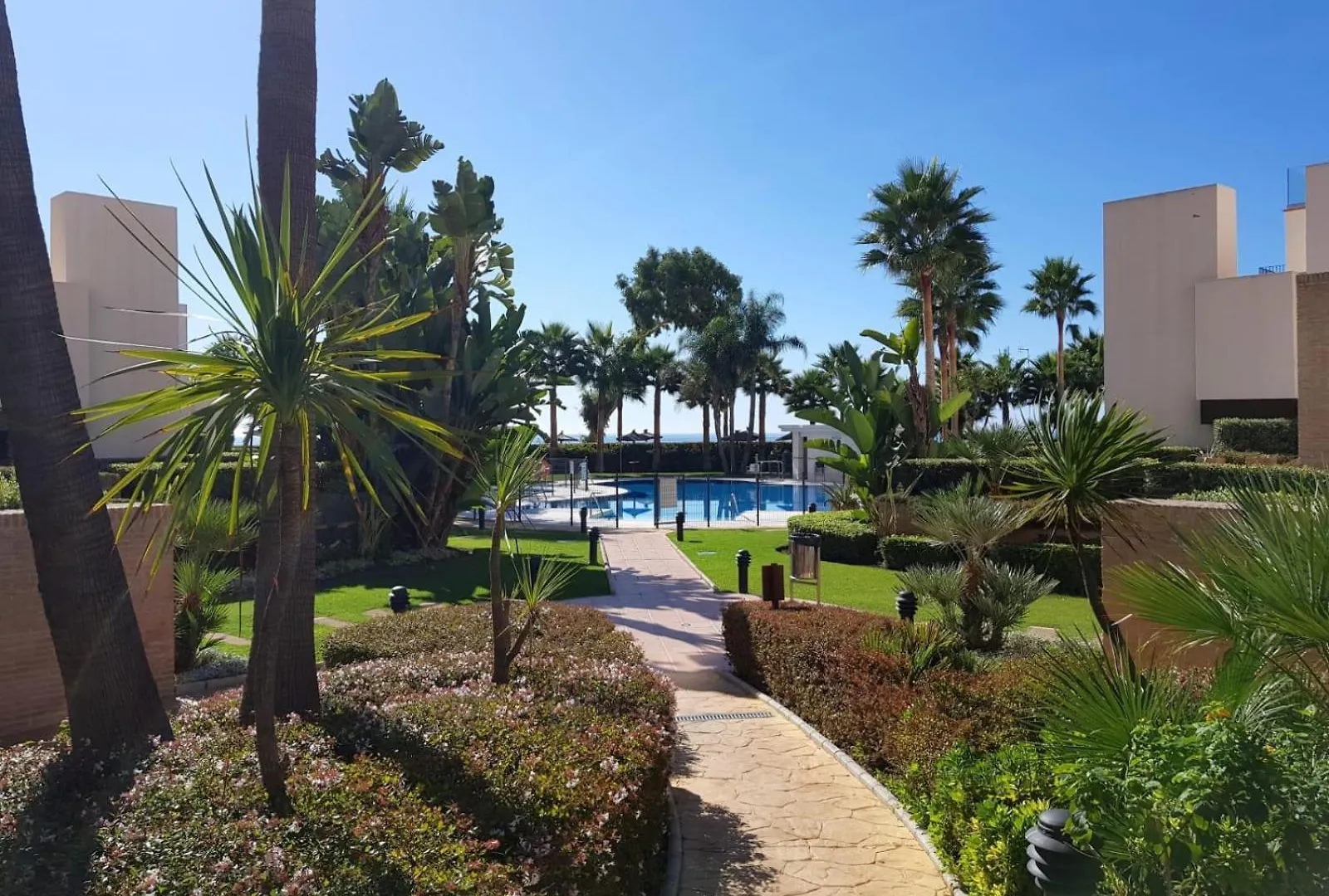 Apartamento Butique Bahia De La Plata Con Piscina Privada Estepona Spain
